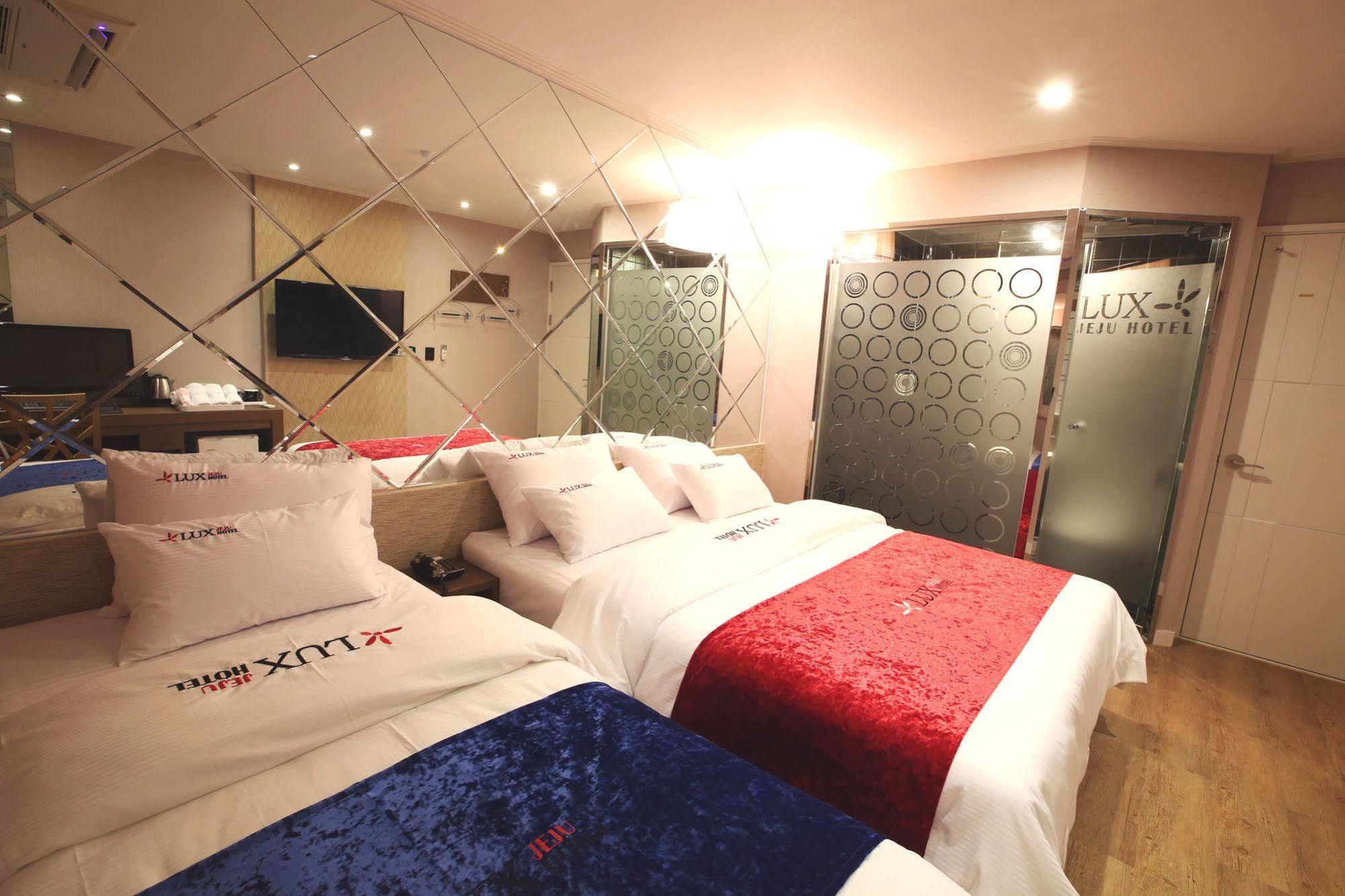 Jeju Lux Hotel Oso-ri Exteriör bild